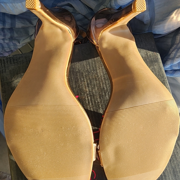 NEW HEELS ROSE GOLD OPEN TOE SIZE 9 MADDEN GIRL - Picture 8 of 8